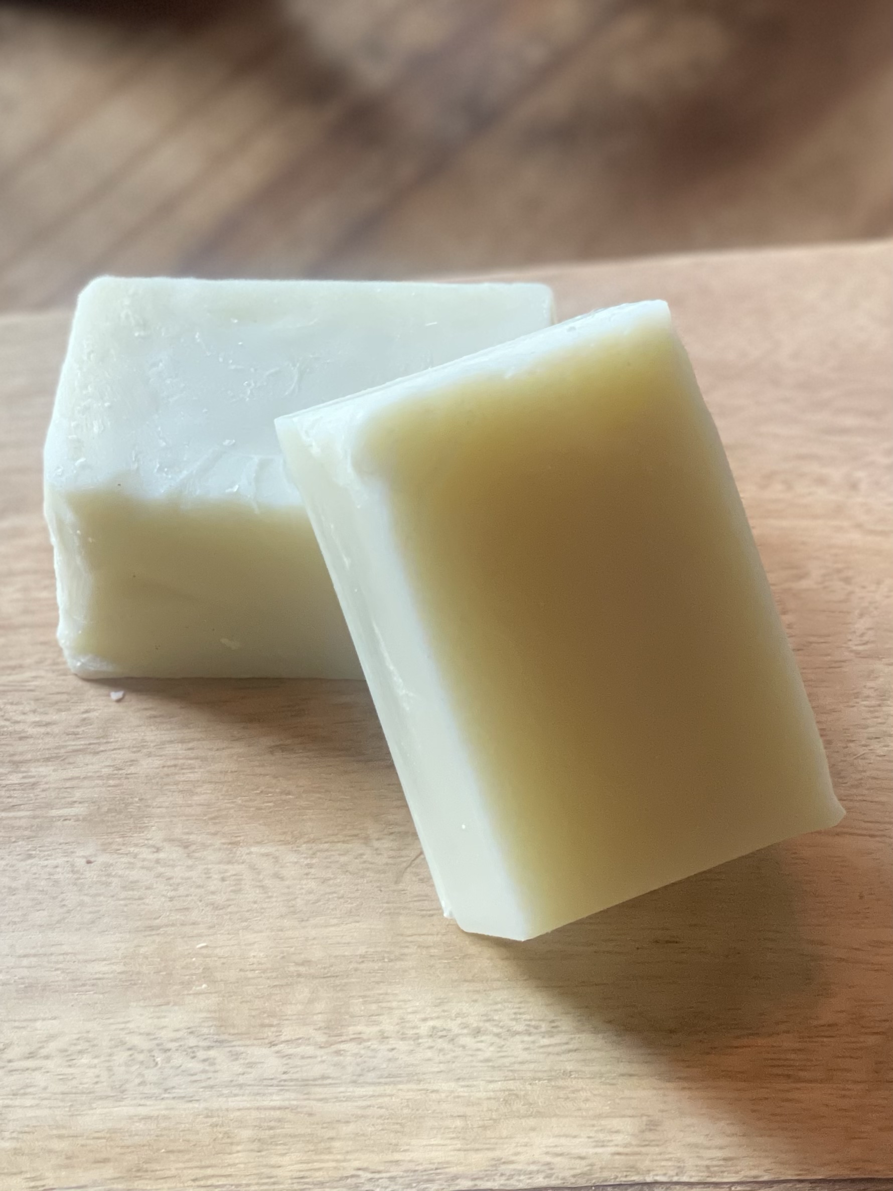 Aesthetically flawed shampoo bar